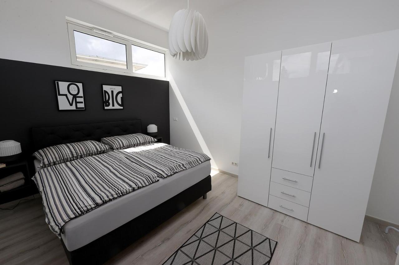 Exklusive Fw Mit 3 Sz Und Grosser Terrasse Gratkorn Exterior photo
